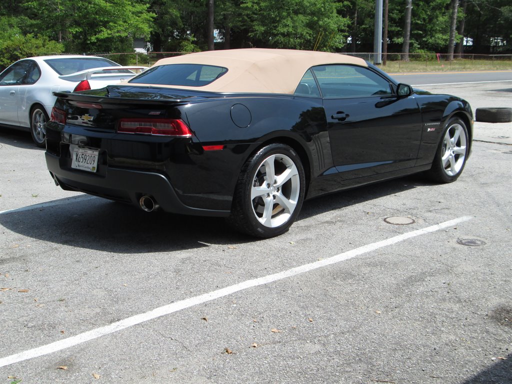 2015 Chevrolet Camaro 2SS photo 4