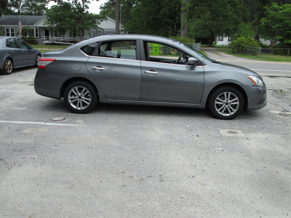 2015 Nissan Sentra S photo 5