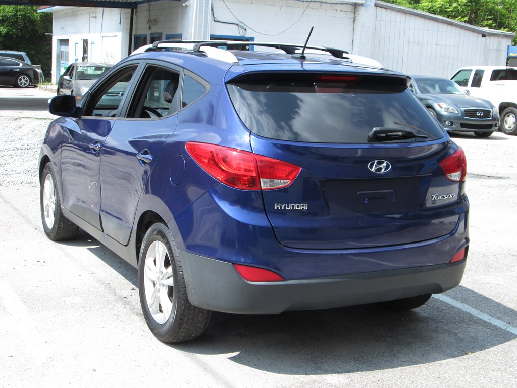 2013 Hyundai Tucson GLS photo 3