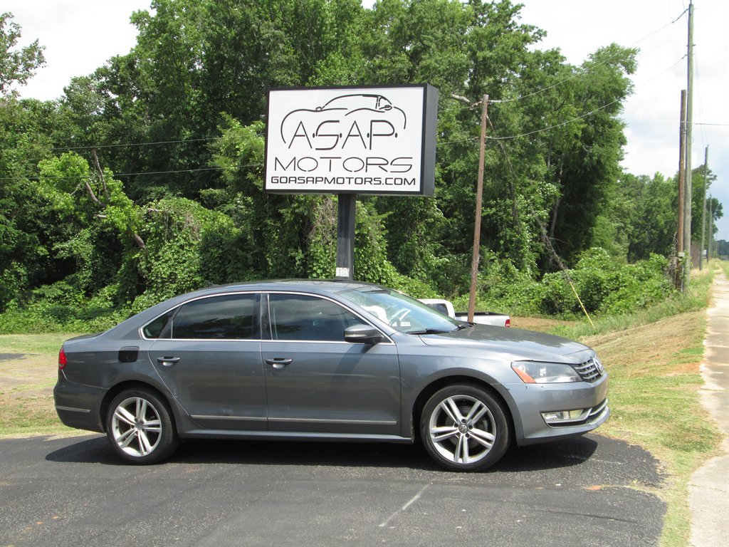 2014 Volkswagen Passat 3.6L SEL Premium's photo