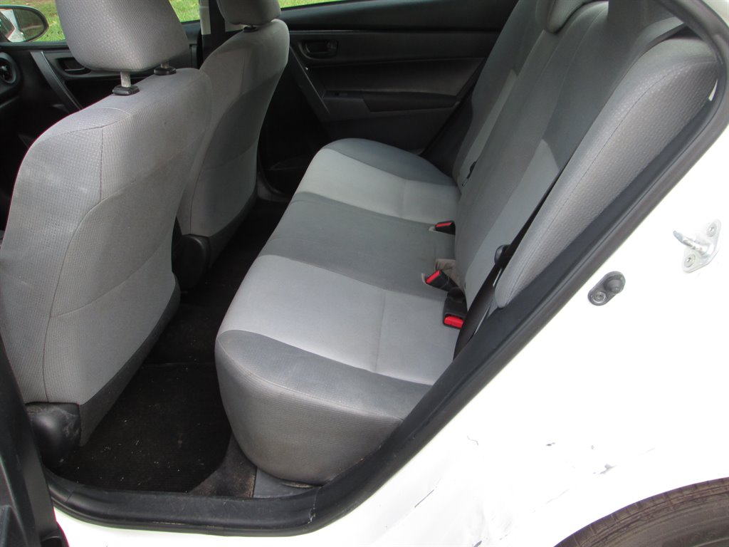 2017 Toyota Corolla L - Photo 9