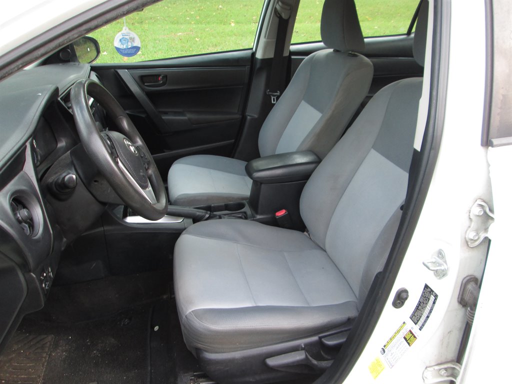 2017 Toyota Corolla L - Photo 8