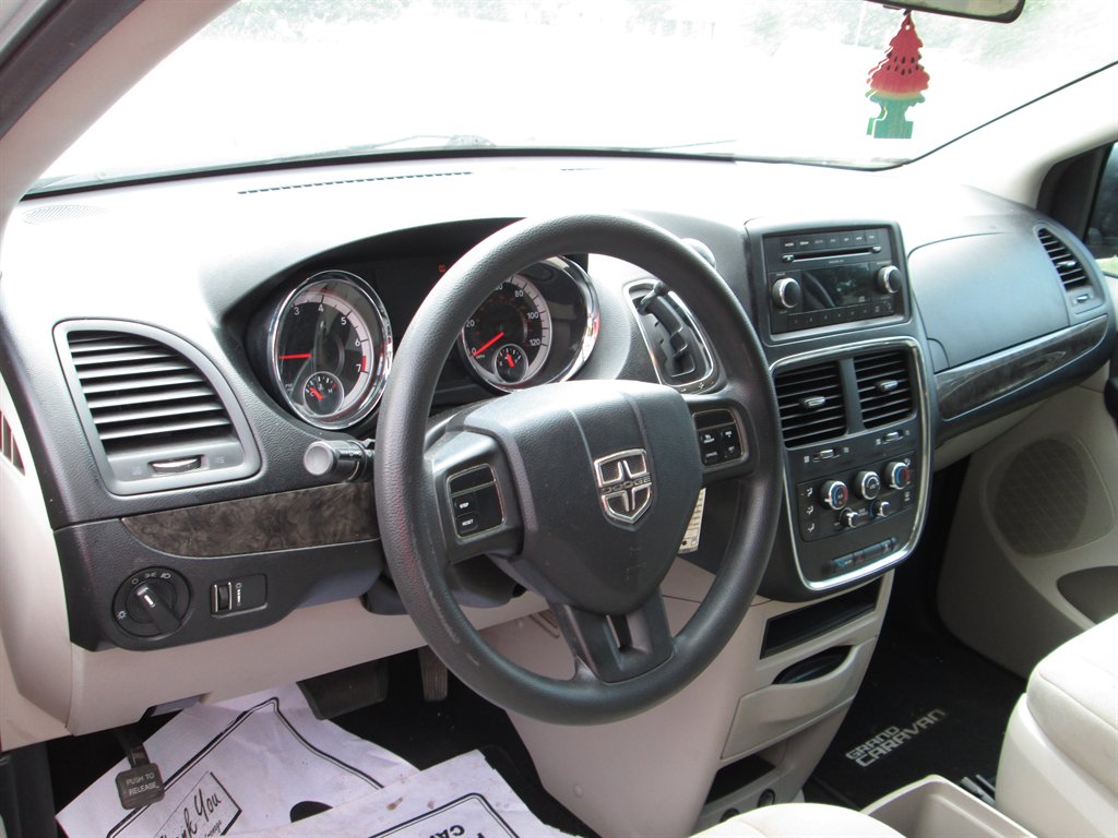 2011 Dodge Grand Caravan Express - Photo 7