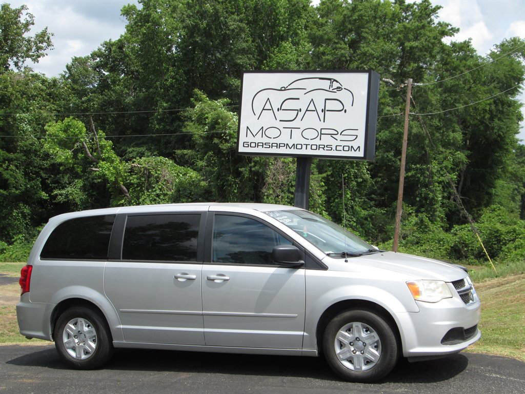 2011 Dodge Grand Caravan Express FWD's photo
