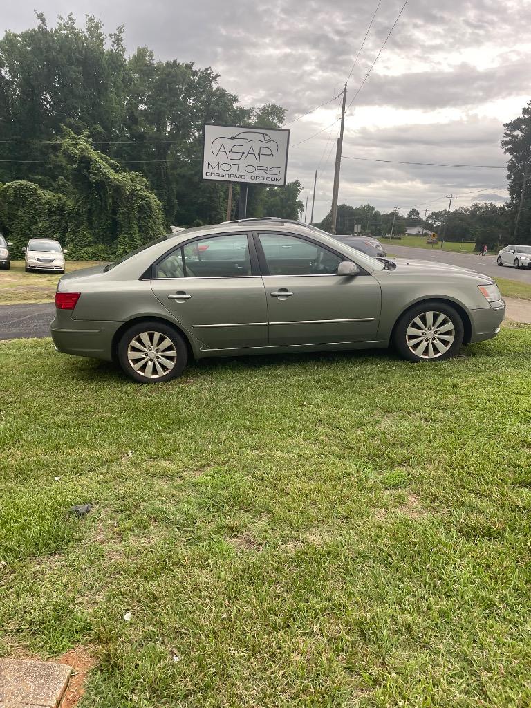 2009 Hyundai Sonata Limited V6 A/T's photo