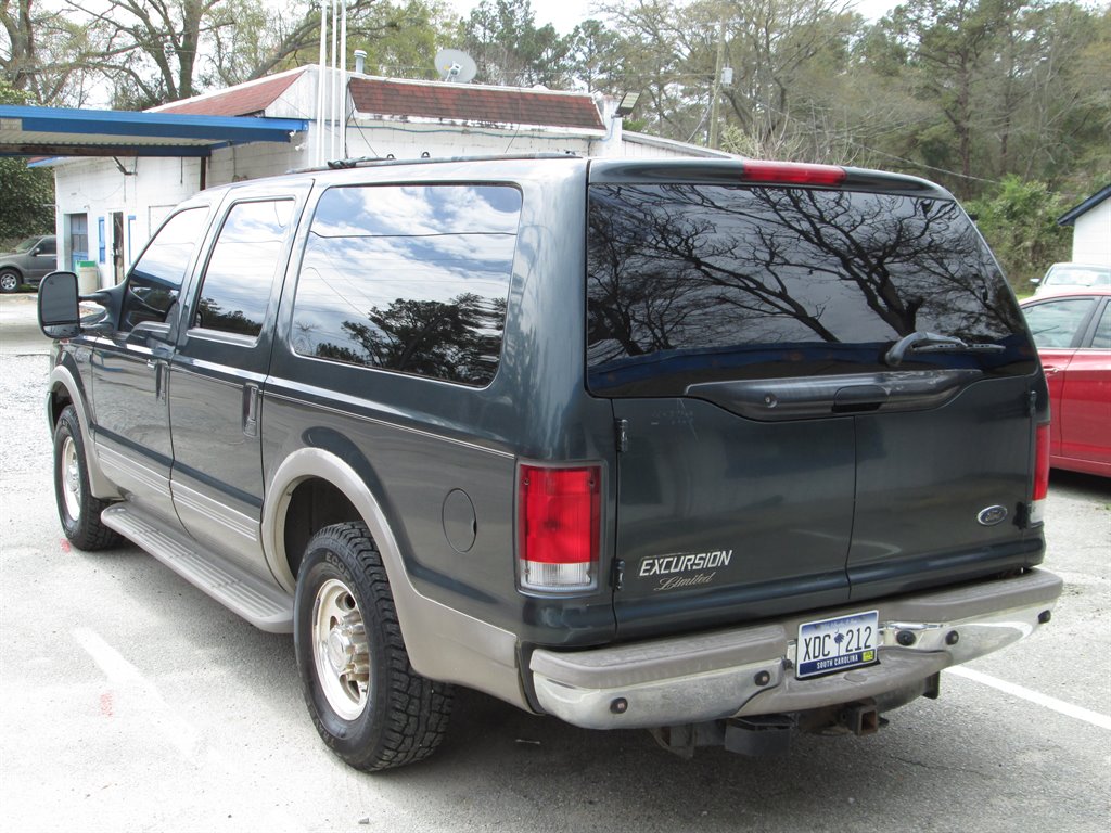 2001 Ford Excursion Limited photo 3