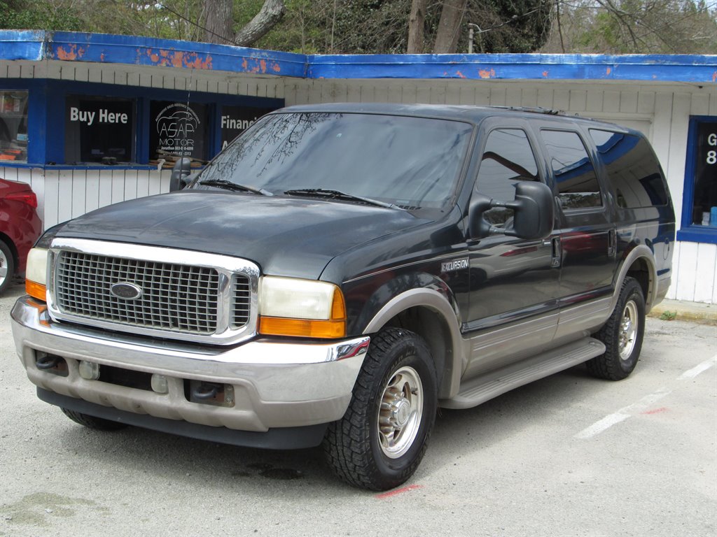 2001 Ford Excursion Limited photo 2