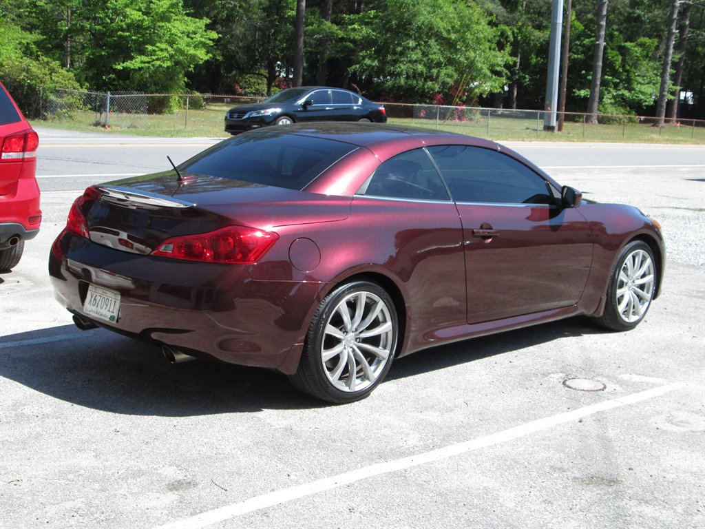 2009 INFINITI G Convertible null photo 4